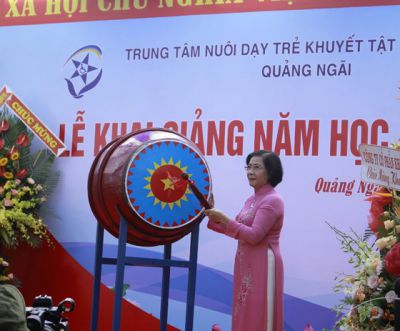 C.T Group tặng 50 triệu đồng cho trung tâm nuôi dạy trẻ khuyết tật Võ Hồng Sơn