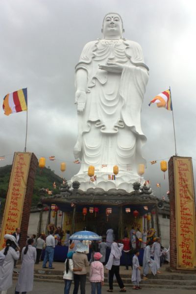 C.T Group tài trợ xây dựng tượng Phật A Di Đà lớn nhất Việt Nam